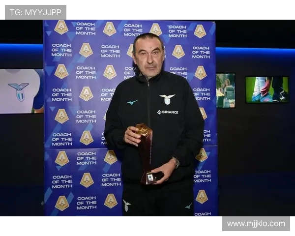 黑白条纹与蓝黑荣耀：意甲历史王朝更替与奖杯争夺的辉煌篇章