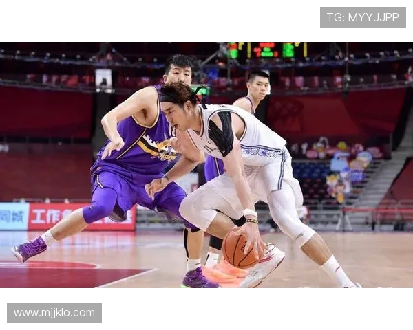 篮球比赛中“进攻篮板保护意识”是否应由全员而非内线承担